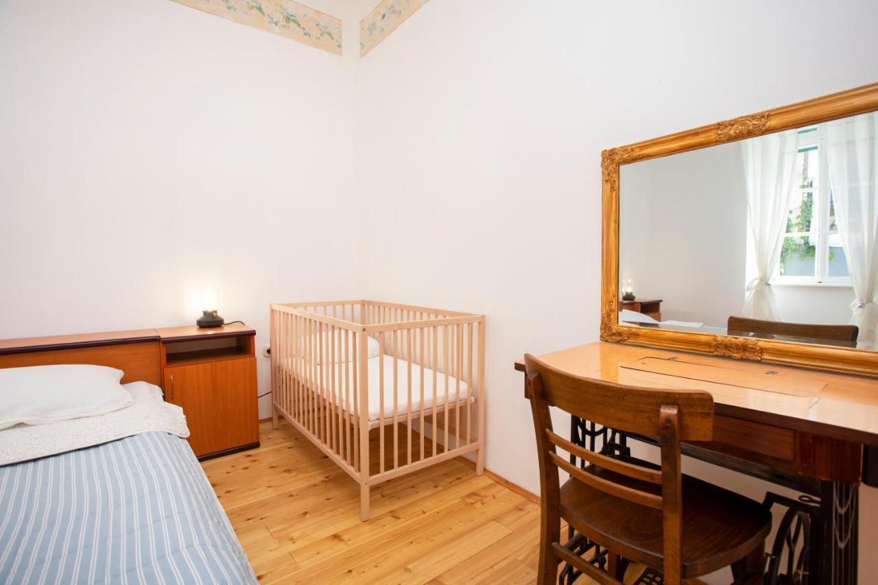 Casa Santo E Albina Rabac Villa Екстериор снимка