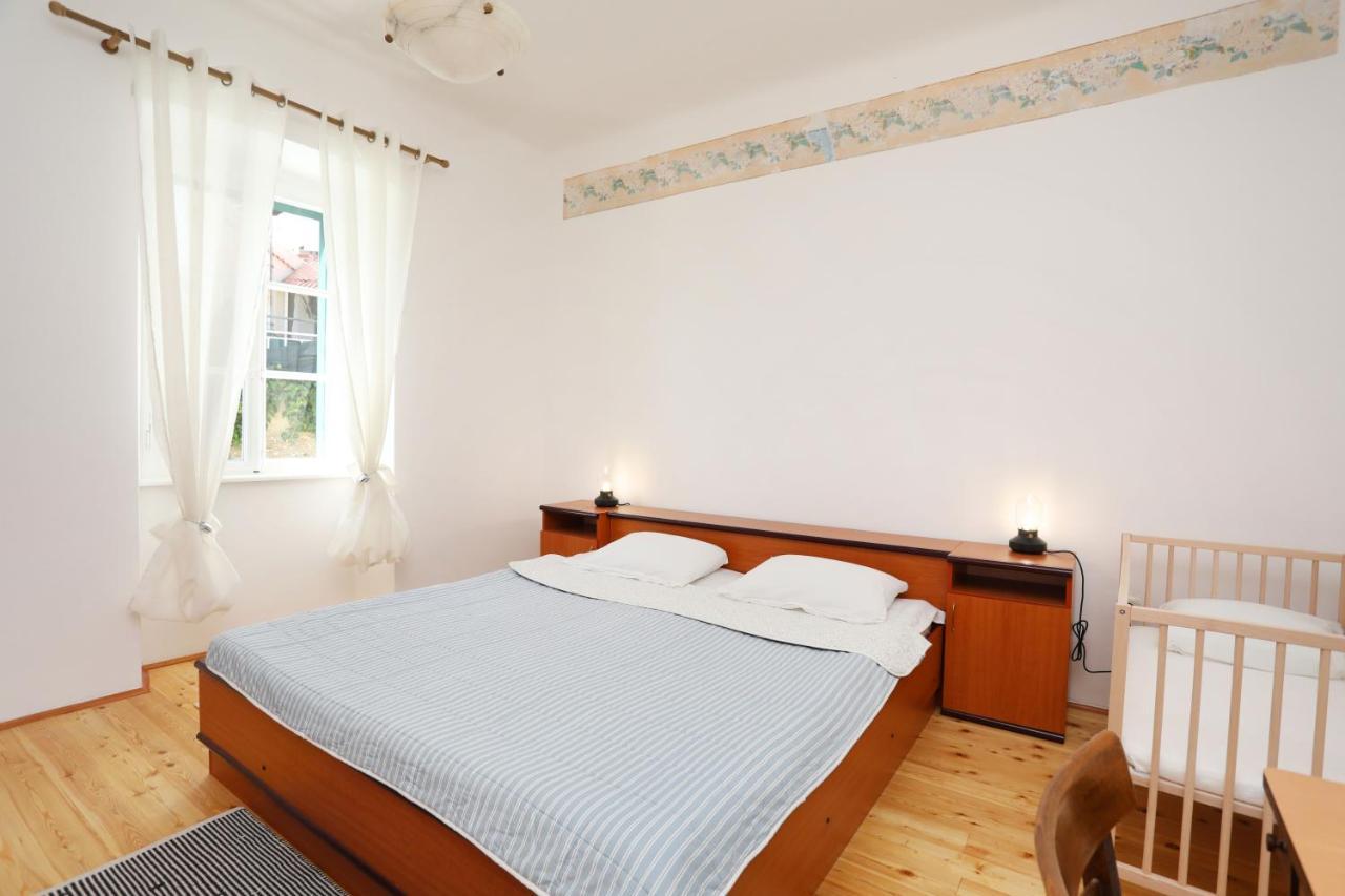 Casa Santo E Albina Rabac Villa Екстериор снимка